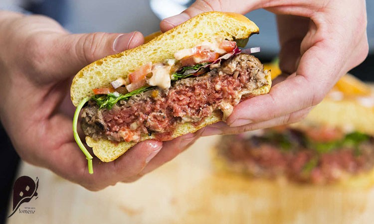 چرا همبرگرهای فست فودها طعم متفاوت تری دارند؟ 2 علت متفاوت بودن طعم همبرگرها چیست؟