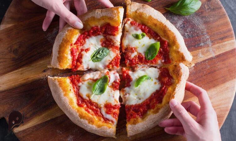 طرز تهیه پیتزا مارگاریتا 3 دمای مناسب برای پخت پیتزا مارگاریتا