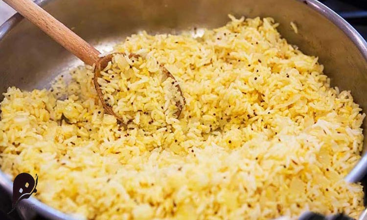 طرز تهیه زرشک پلو با مرغ مجلسی به روش رستورانی 2 راز پخت برنج طعمدار و خوشعطر