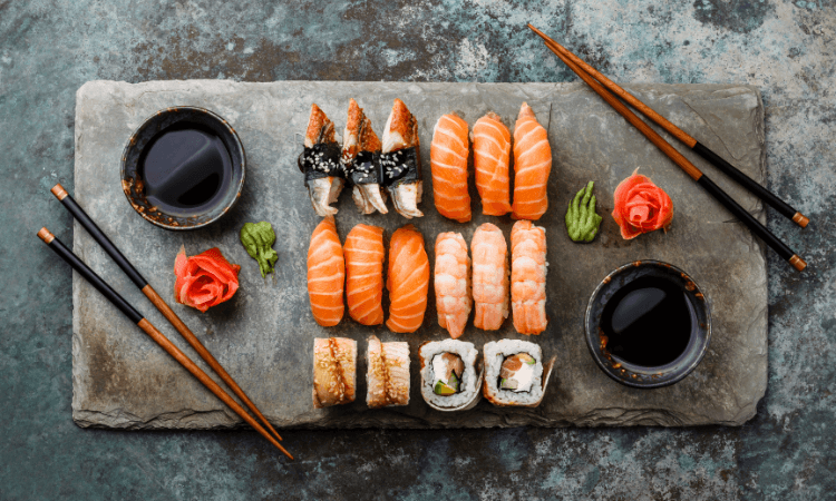 بهترین سوشی تهران را کجا بخوریم؟ 4 رستوران سوشی بار (Sushi Bar)