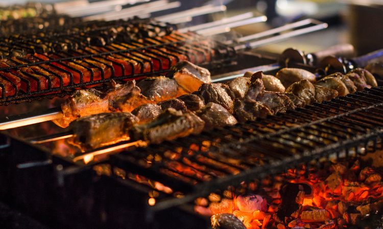 بهترین کباب تهران را کجا بخوریم؟ 2 رستورانهای معروف کباب در شمال تهران