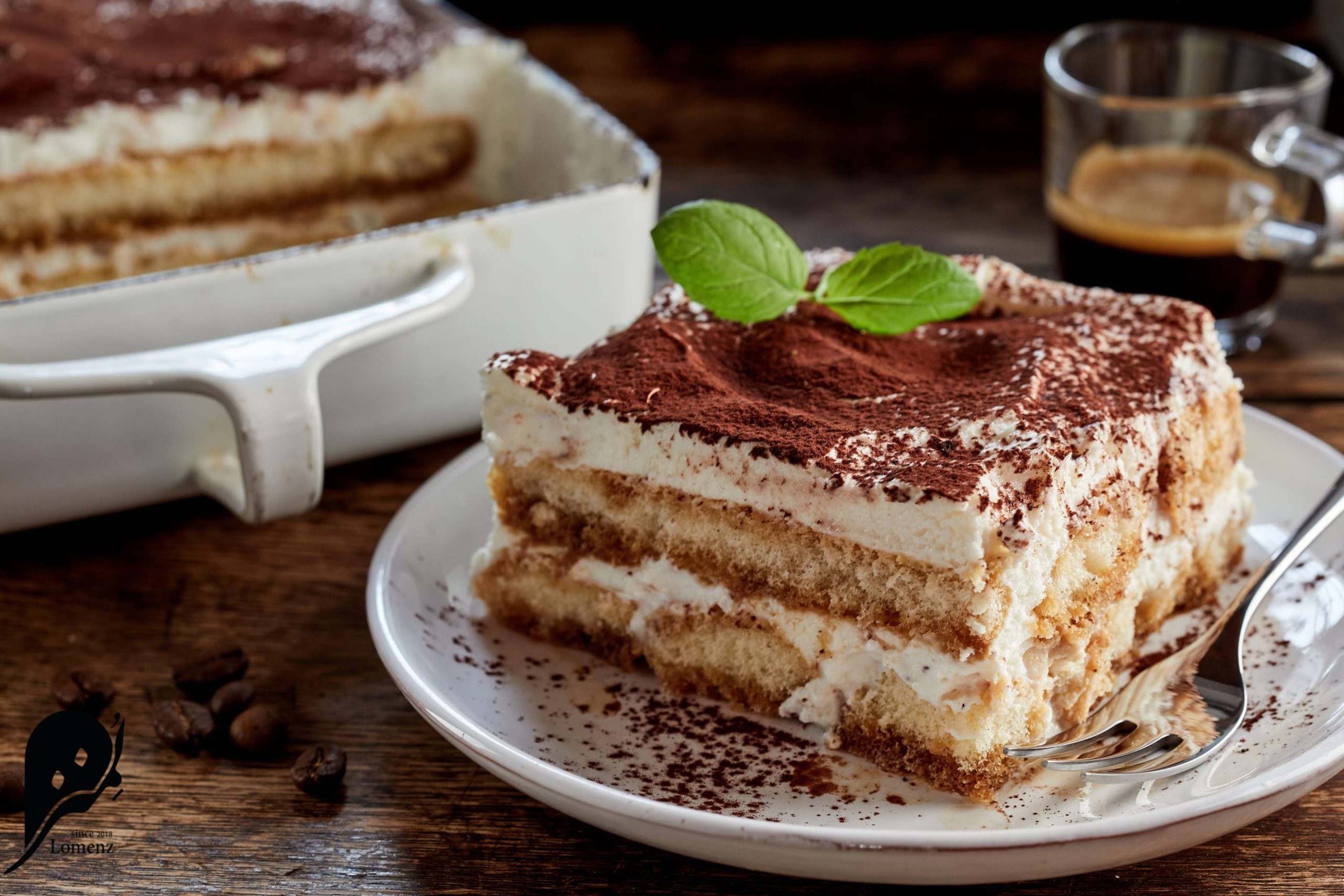 چطور در خانه تیرامیسو ایتالیایی درست کنیم؟ (راهنمای ساده و حرفه ای) 2 طرز تهیه تیرامیسو ایتالیایی در خانه